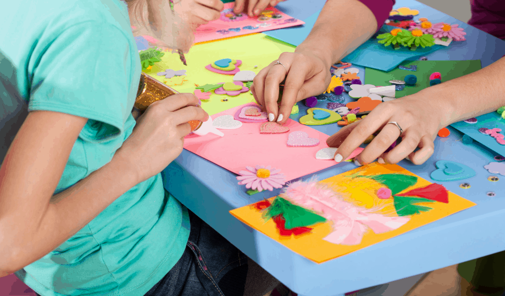 kids doing crafts