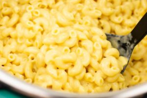 instant pot Mac and cheese