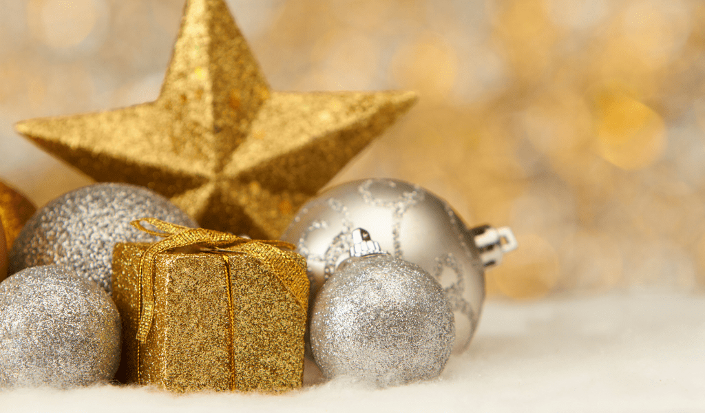 gold christmas decorations